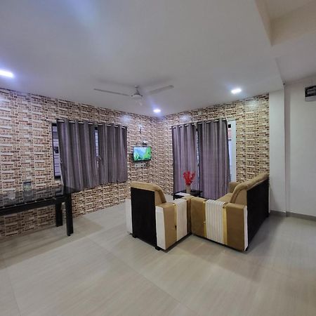 The Perfect Stays Para Disco Big Pool Cricket Turf Villa Lonavala Buitenkant foto