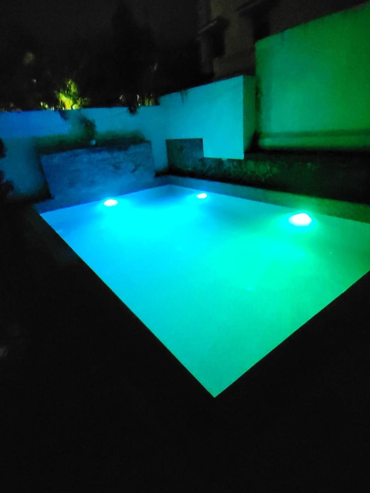 The Perfect Stays Para Disco Big Pool Cricket Turf Villa Lonavala Buitenkant foto