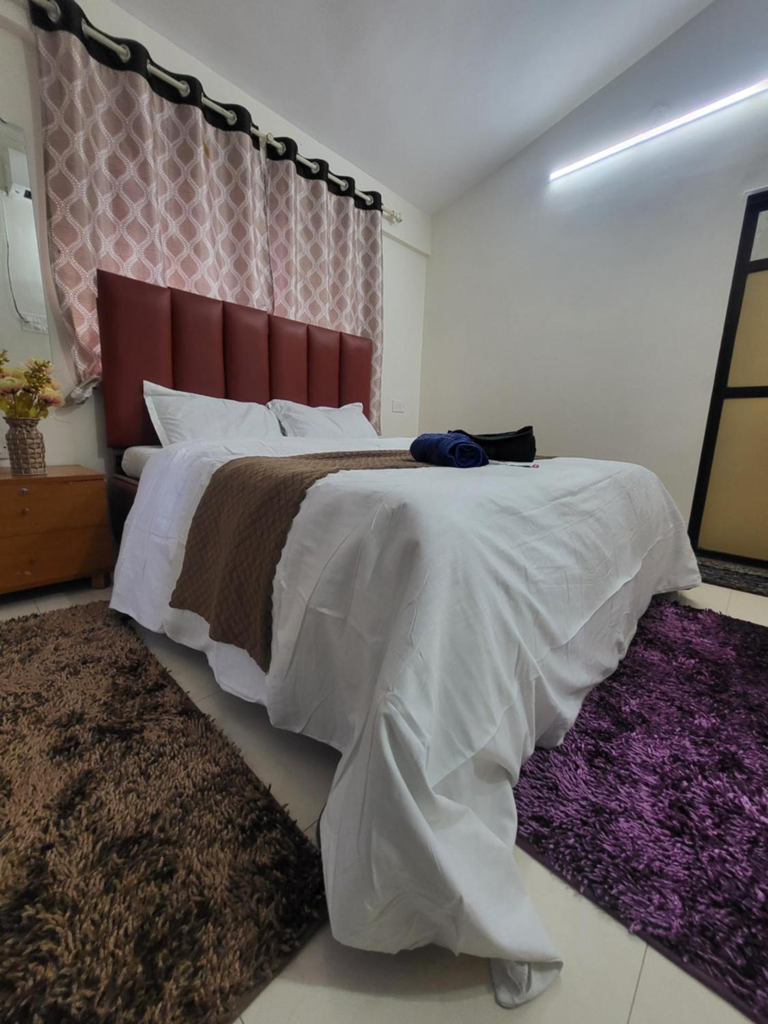 The Perfect Stays Para Disco Big Pool Cricket Turf Villa Lonavala Buitenkant foto