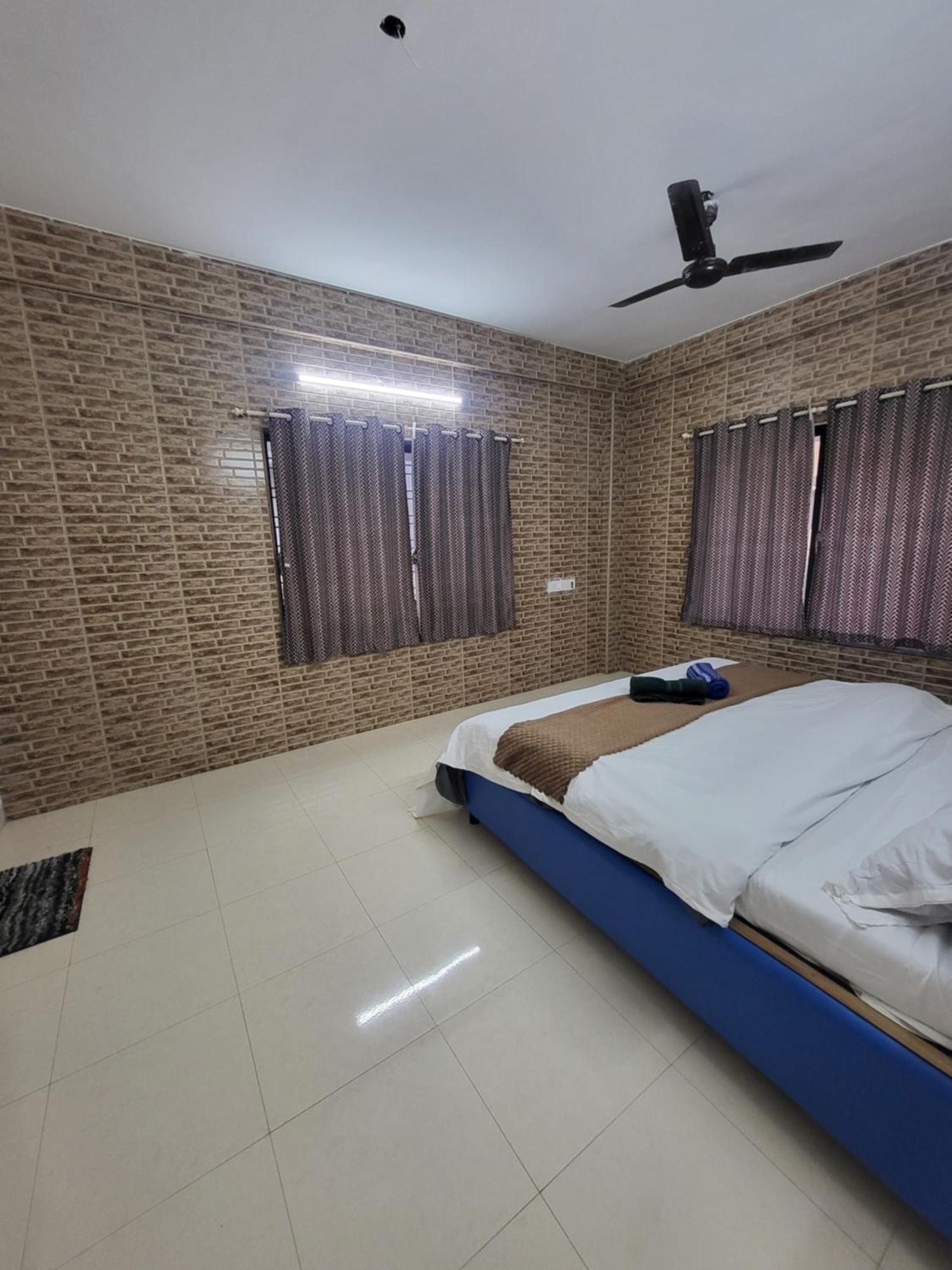 The Perfect Stays Para Disco Big Pool Cricket Turf Villa Lonavala Buitenkant foto