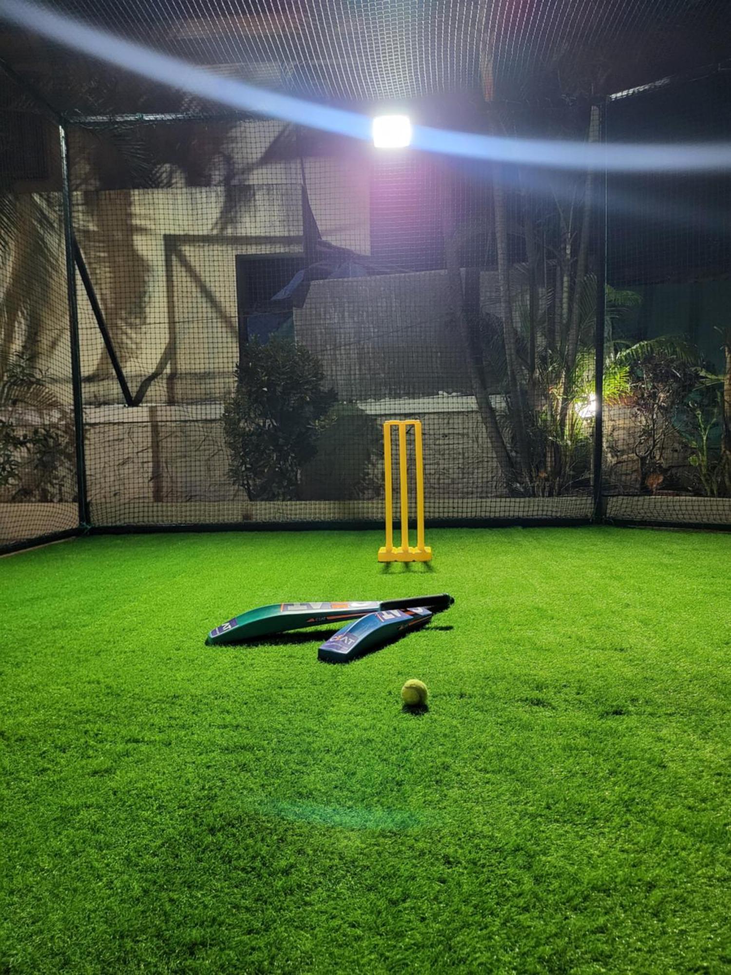 The Perfect Stays Para Disco Big Pool Cricket Turf Villa Lonavala Buitenkant foto