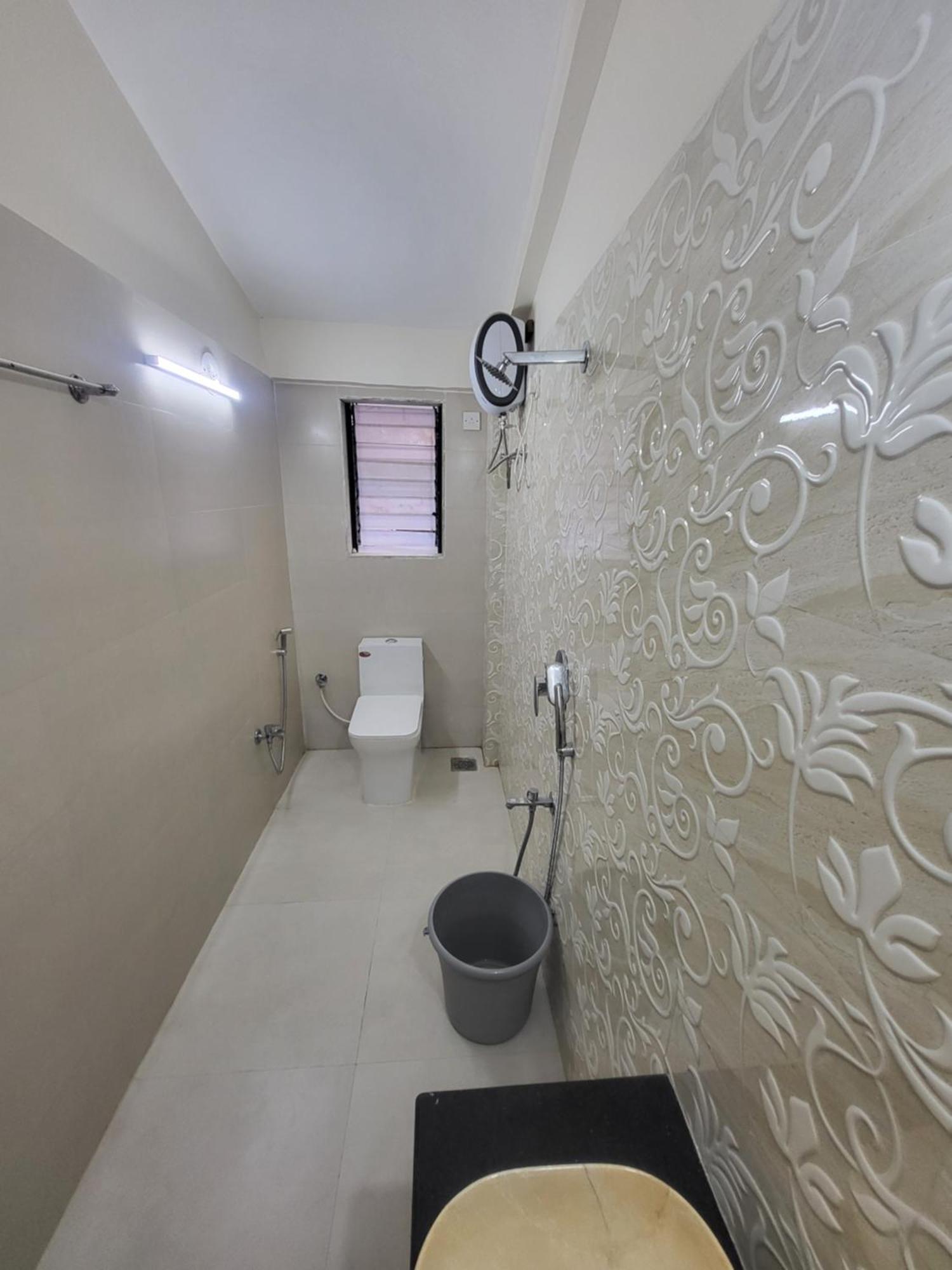 The Perfect Stays Para Disco Big Pool Cricket Turf Villa Lonavala Buitenkant foto