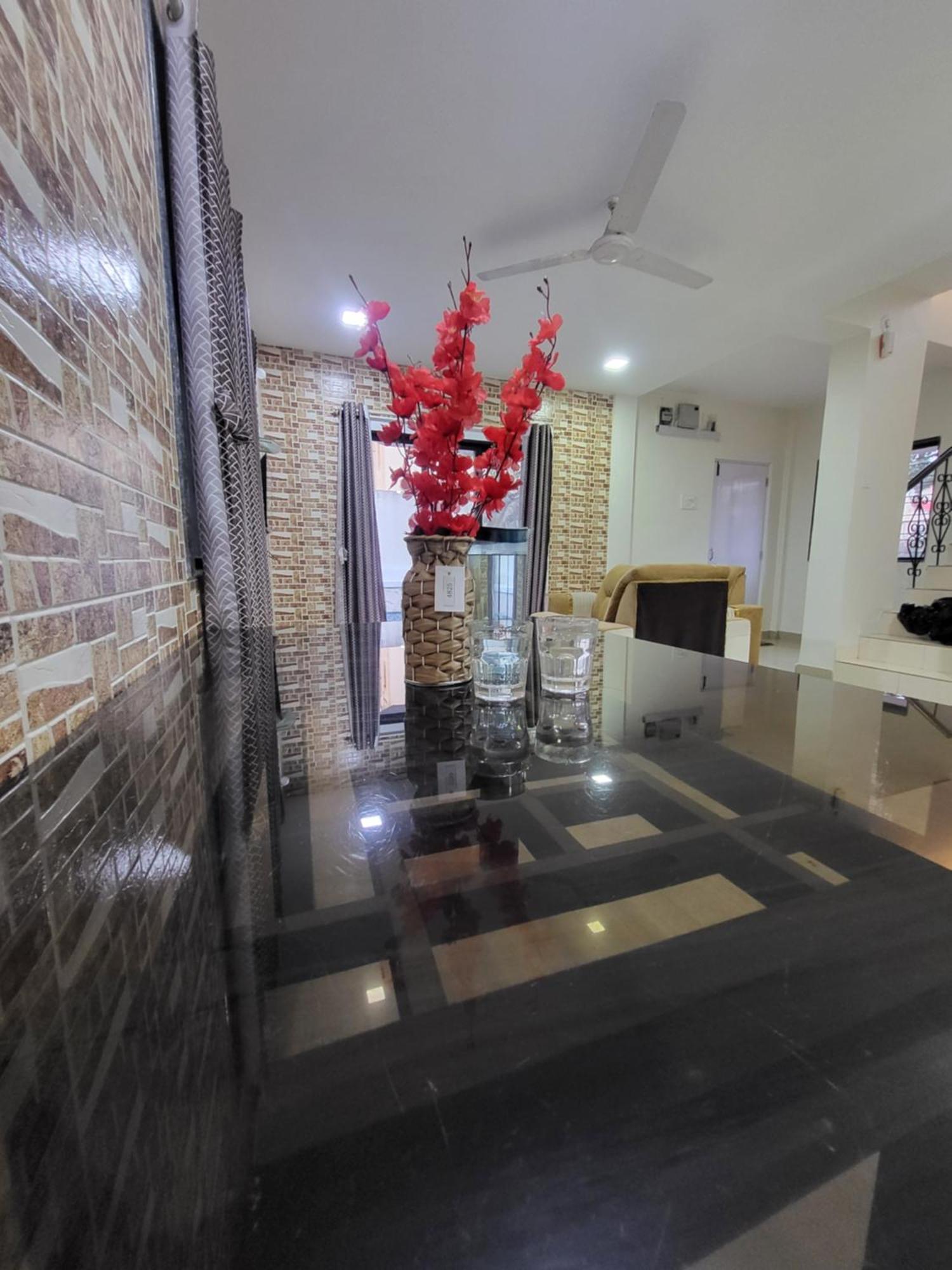 The Perfect Stays Para Disco Big Pool Cricket Turf Villa Lonavala Buitenkant foto